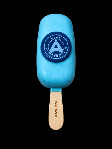 Paleta transfer con el logo de Club Argentino
