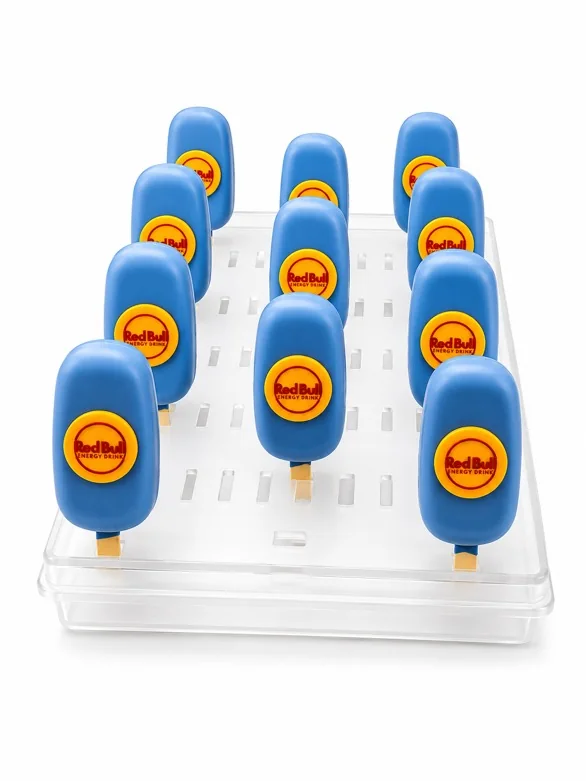 Paletas personalizadas con el logo de Red Bull